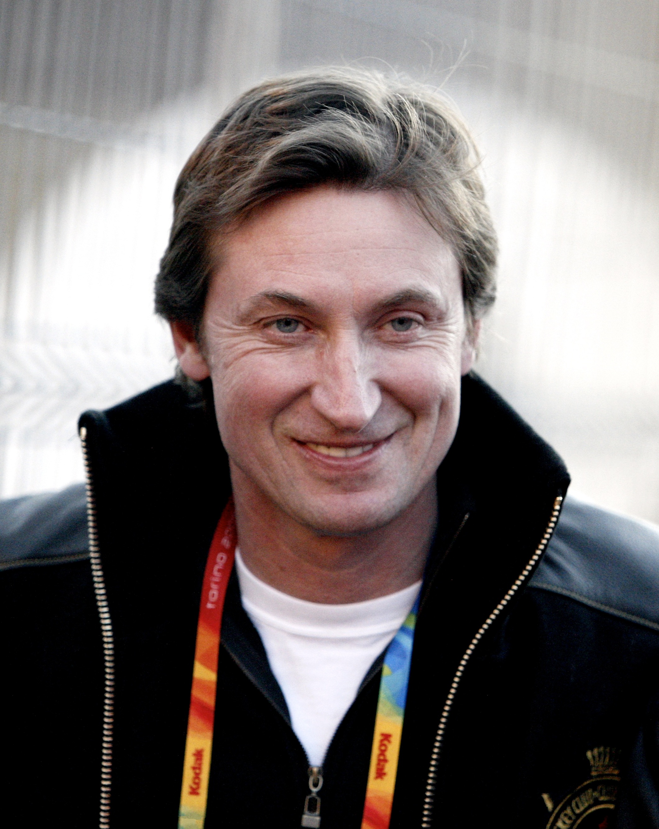 Wayne Gretzky vs O-Pee-Chee: Player Collection or Set Collection?